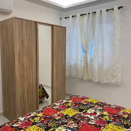 Apartamento Modern Maisonette In Bugibba Close To Sea