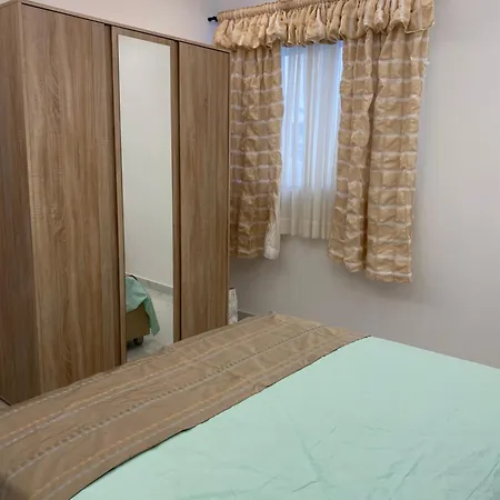 Maisonette In St Pauls Bay Apartment *