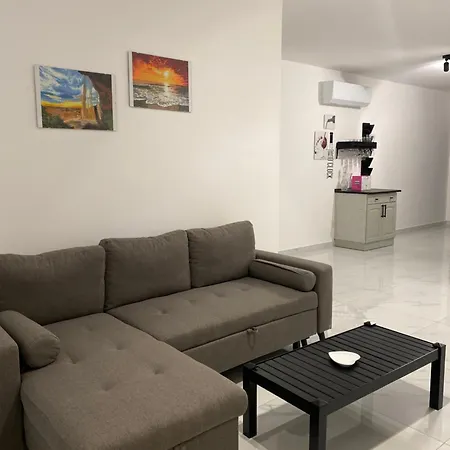 Apartment Maisonette In St Pauls Bay *