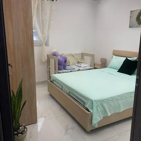 Modern Maisonette In Bugibba Close To Sea *