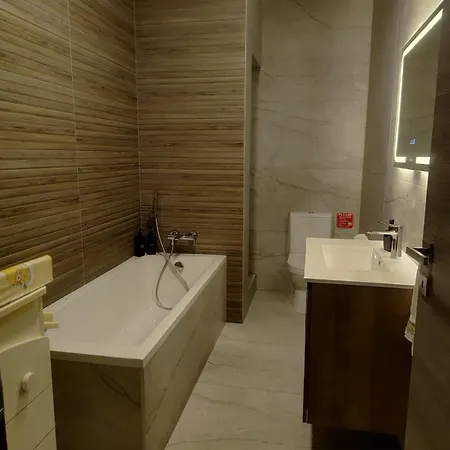 Modern Maisonette In Bugibba Close To Sea Apartament